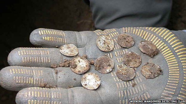 İngiltere'de Anglo Saxon Dönemi sikkeleri bulundu