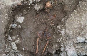 İtalya'da Cadı Olduğu Düşünülerek Yakılan Bir Kıza Ait İskeleti Bulundu